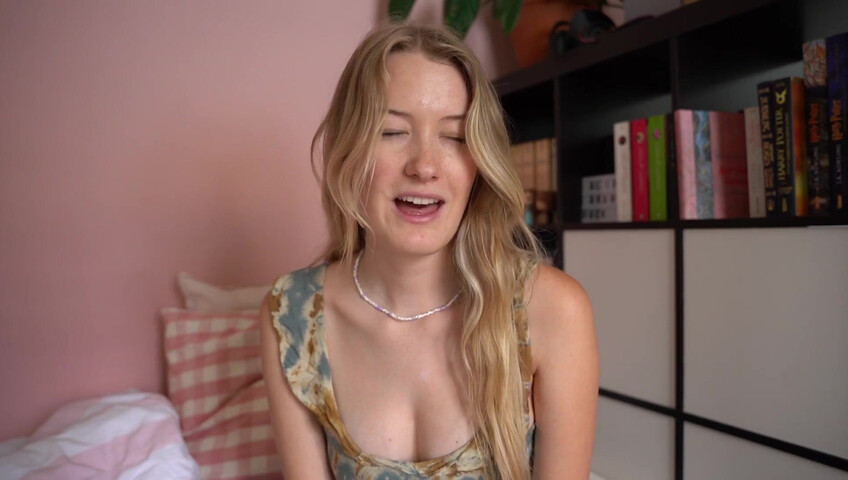 Emily ASMR - Loving Moments With Your Girlfriend