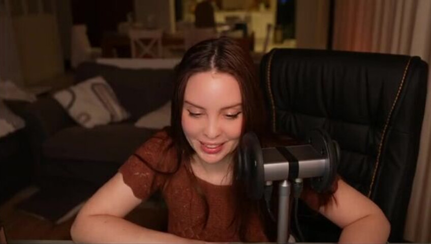 Moona ASMR - 7 December 2025 - Fansly Stream