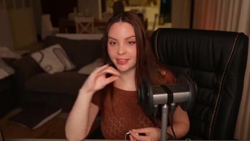 Moona ASMR - 7 December 2025 - Fansly Stream