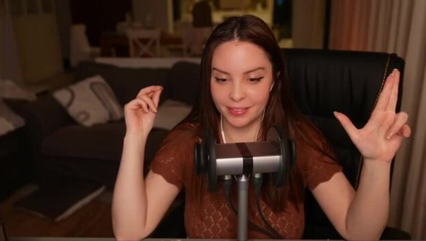 Moona ASMR - 7 December 2025 - Fansly Stream