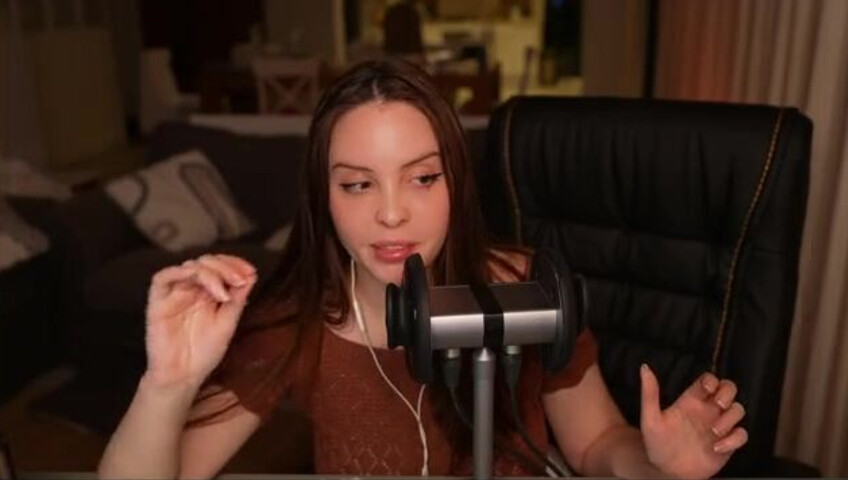 Moona ASMR - 7 December 2025 - Fansly Stream