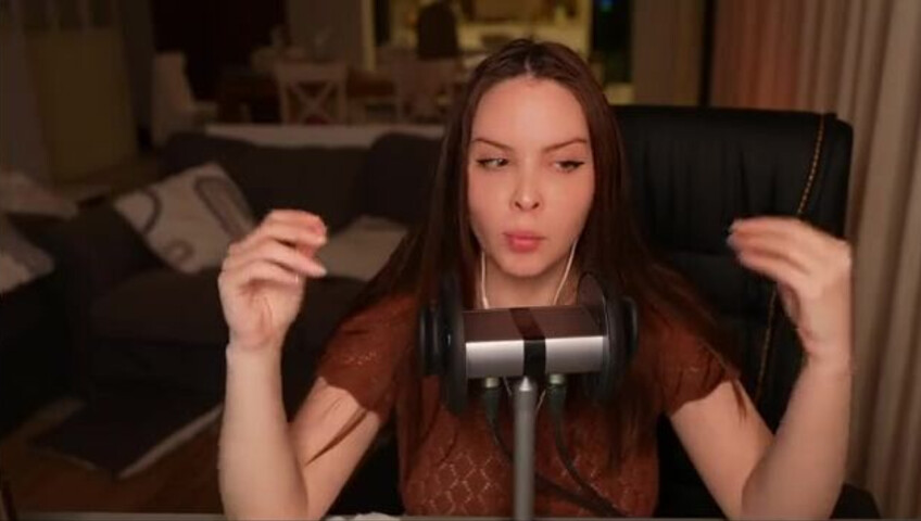 Moona ASMR - 7 December 2025 - Fansly Stream