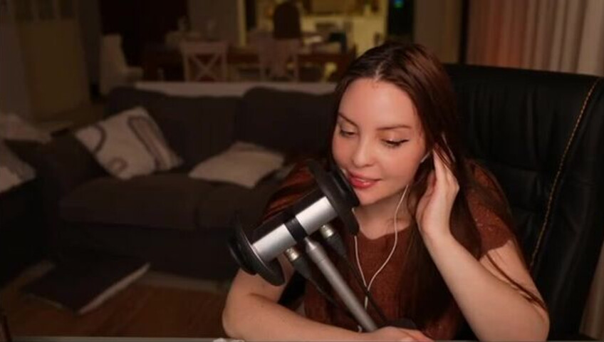 Moona ASMR - 7 December 2025 - Fansly Stream