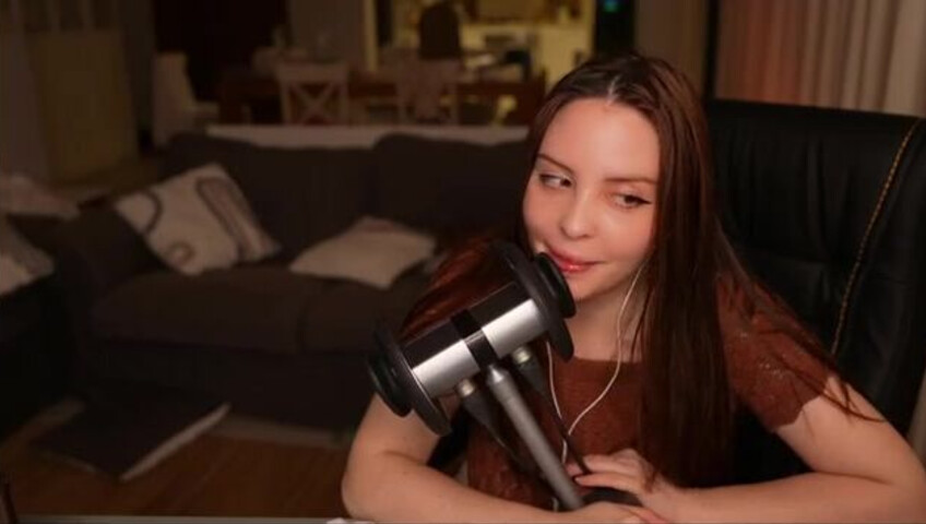 Moona ASMR - 7 December 2025 - Fansly Stream