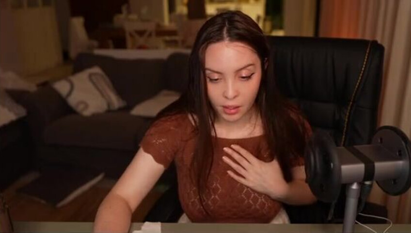 Moona ASMR - 7 December 2025 - Fansly Stream