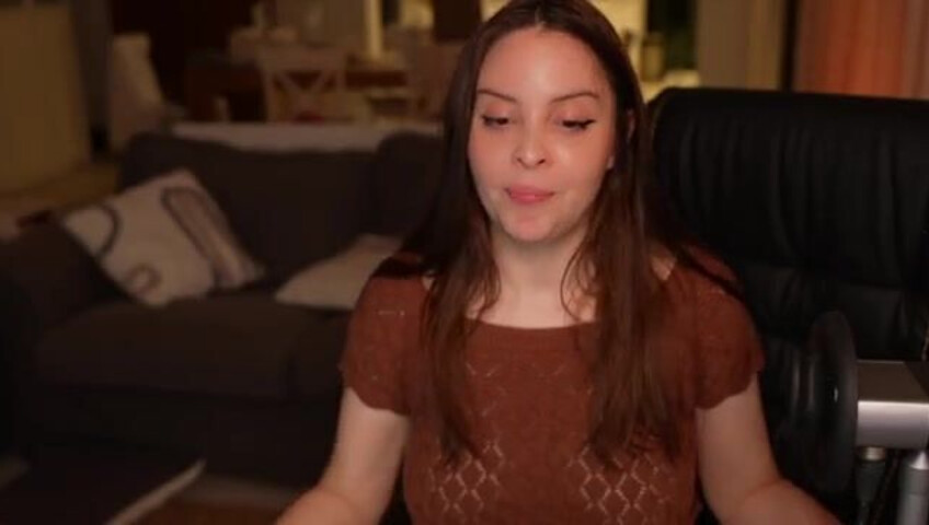 Moona ASMR - 7 December 2025 - Fansly Stream