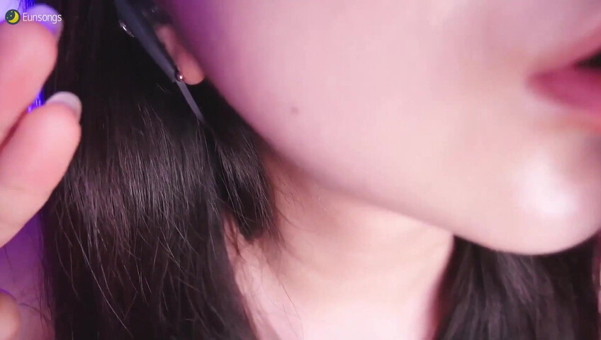 Eunsongs ASMR - Kissing
