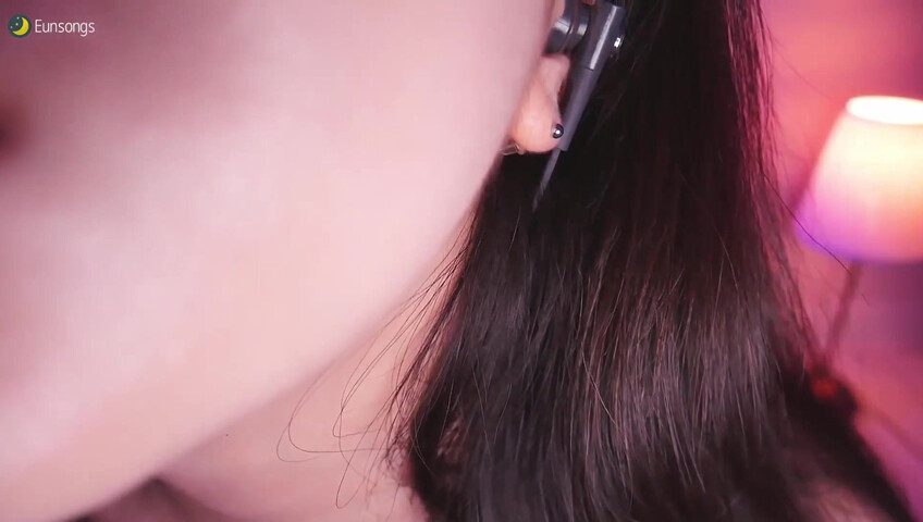 Eunsongs ASMR - Kissing