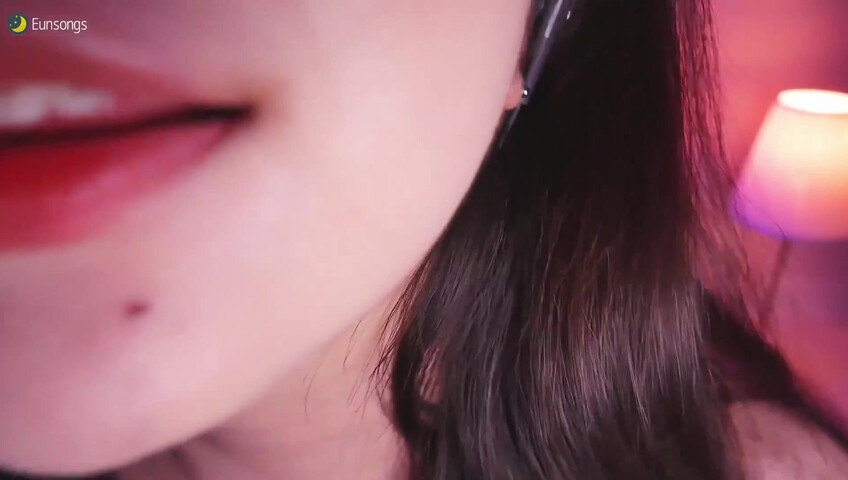 Eunsongs ASMR - Kissing