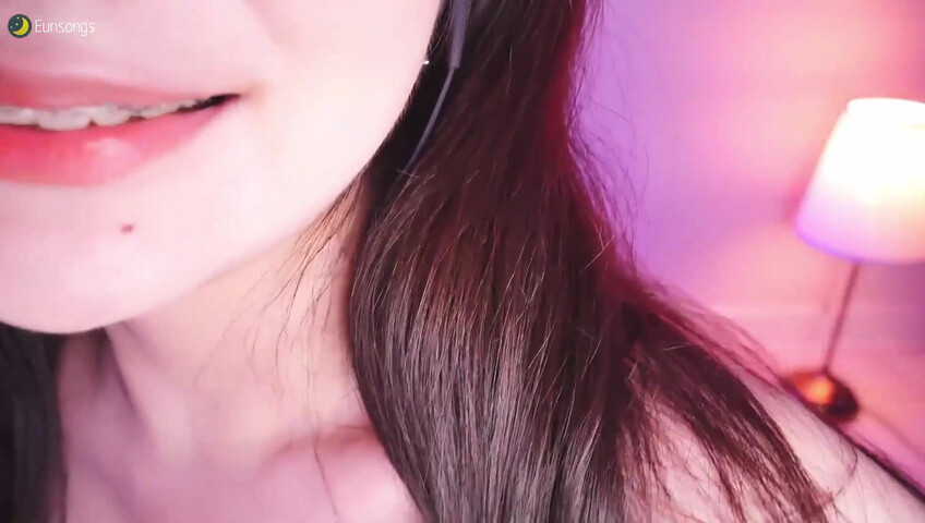 Eunsongs ASMR - Kissing