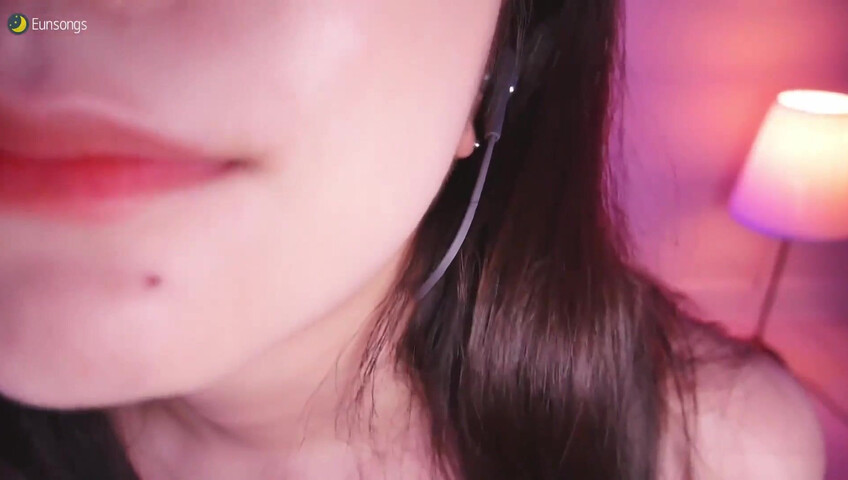 Eunsongs ASMR - Kissing