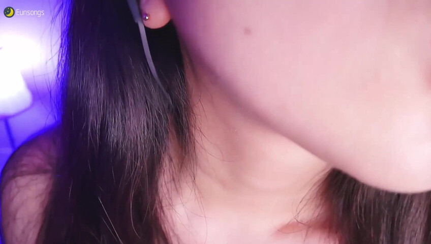Eunsongs ASMR - Kissing