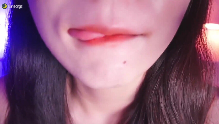 Eunsongs ASMR - Kissing