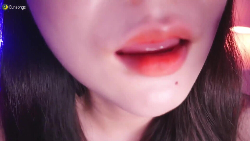 Eunsongs ASMR - Kissing