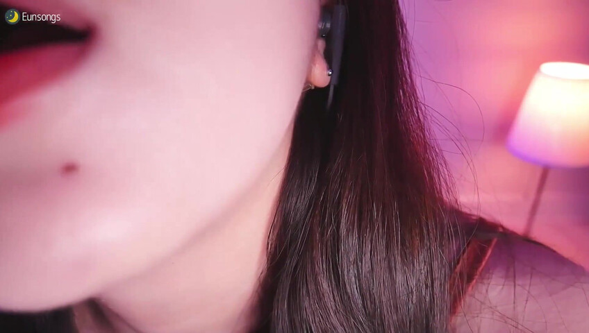 Eunsongs ASMR - Kissing