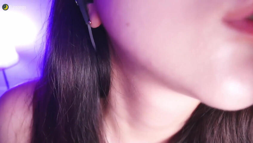 Eunsongs ASMR - Kissing