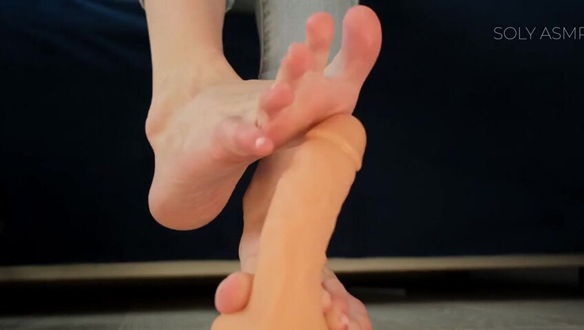 Soly ASMR - Dildo Footjob