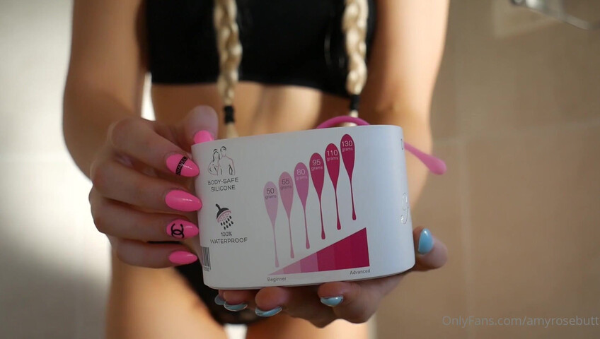 Fit Chick Amy - 21 May 2021 - Masturbating