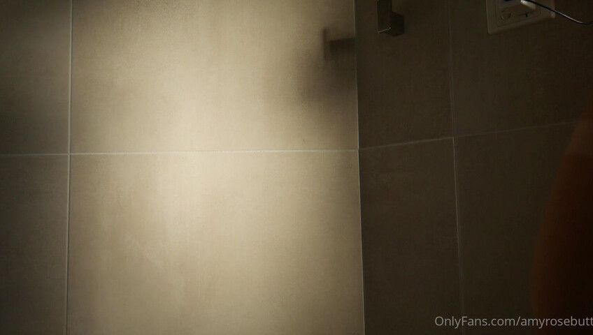 Fit Chick Amy - 21 May 2021 - Masturbating