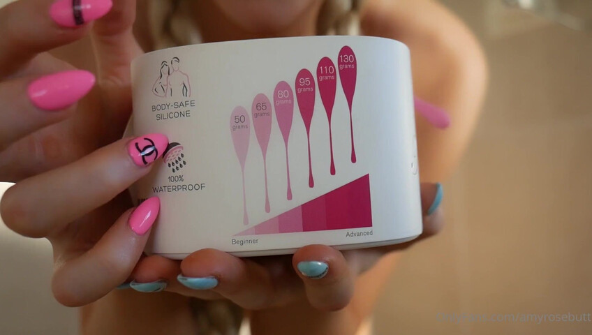 Fit Chick Amy - 21 May 2021 - Masturbating