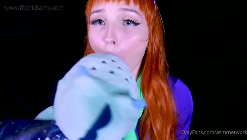 Fit Chick Amy - ASMR Network - Cosplay Dildo