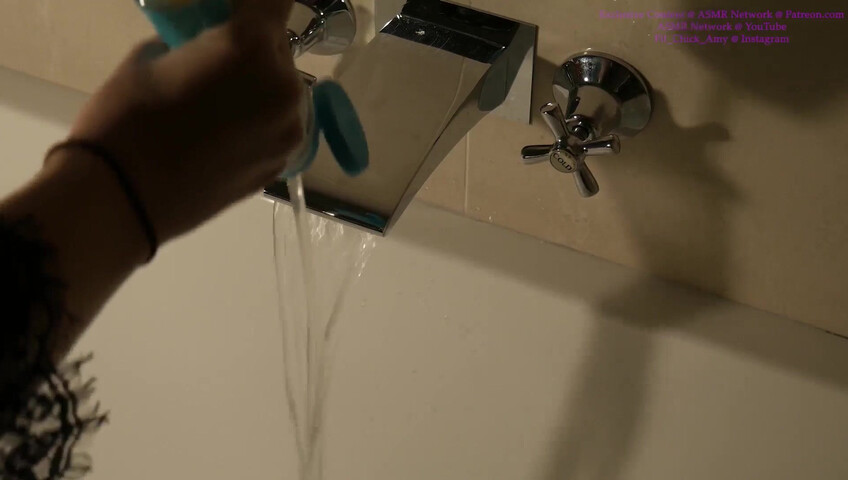 Fit Chick Amy - Bath Tub ASMR