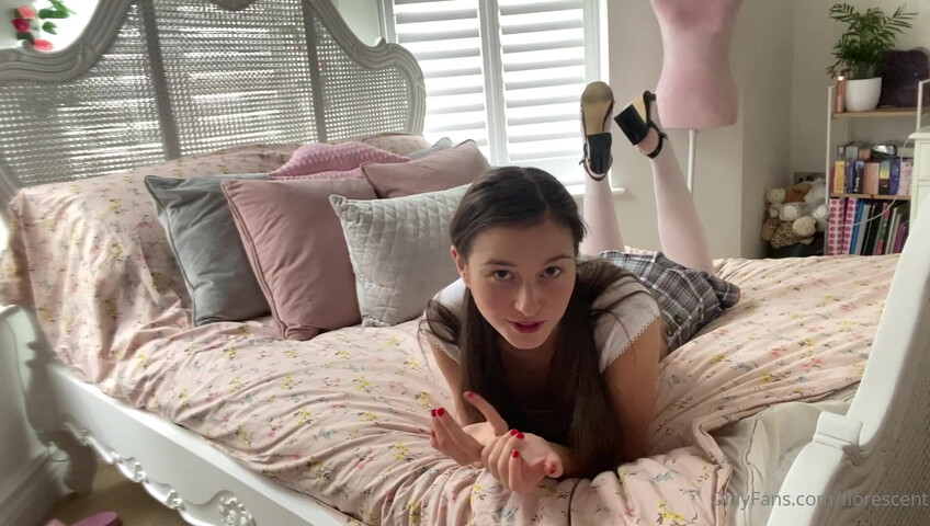 Florescent ASMR - 1 July 2021 - Teaching School Girl Florescent to do JOI