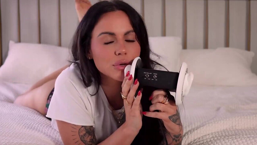 ShotsofSimone - 5 December 2025 - ASMR Ear Licking NSFW