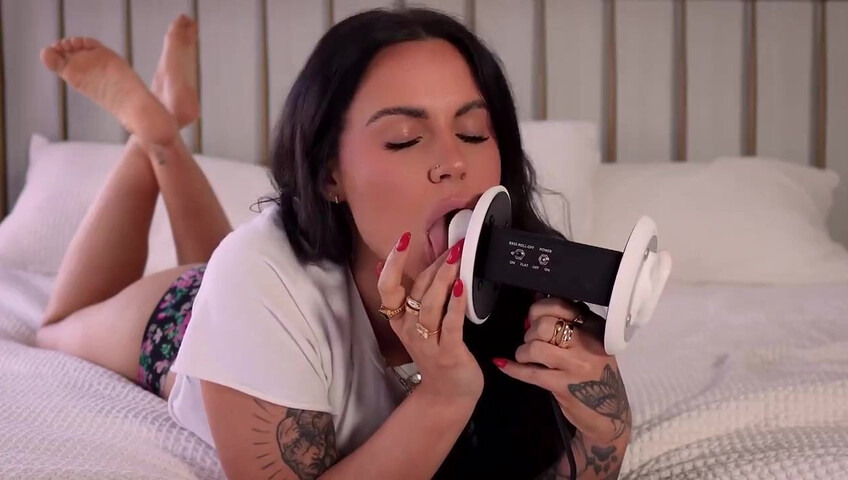 ShotsofSimone - 5 December 2025 - ASMR Ear Licking NSFW