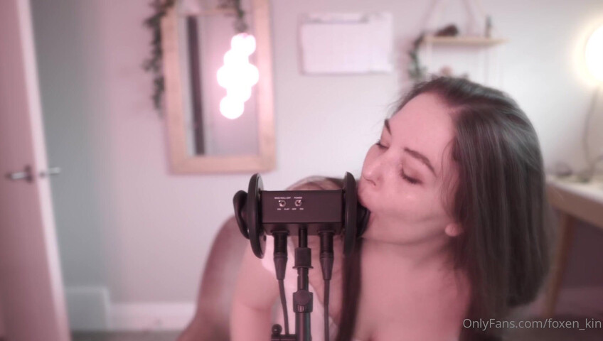 Foxenkin - Ear Licking