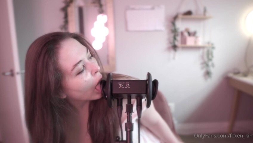 Foxenkin - Ear Licking