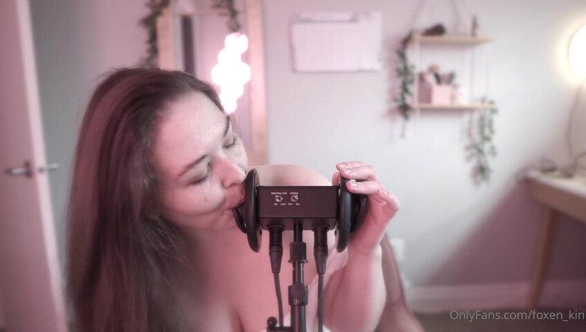 Foxenkin - Ear Licking