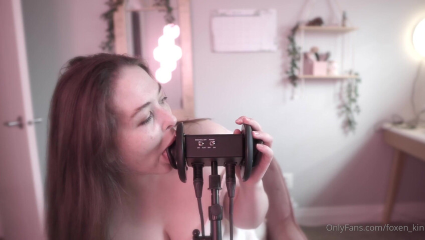 Foxenkin - Ear Licking