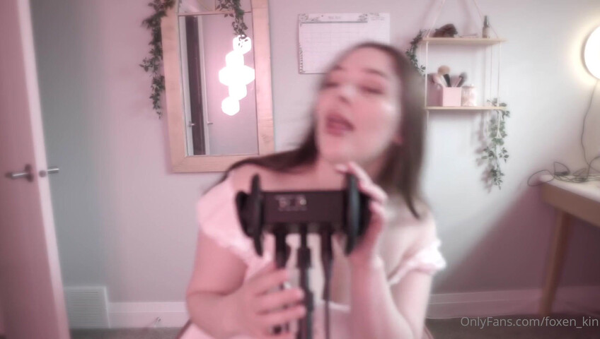 Foxenkin - Ear Licking