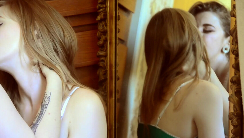 Freshie Juice - ASMR Kissing - Making Out With Dolly Leigh