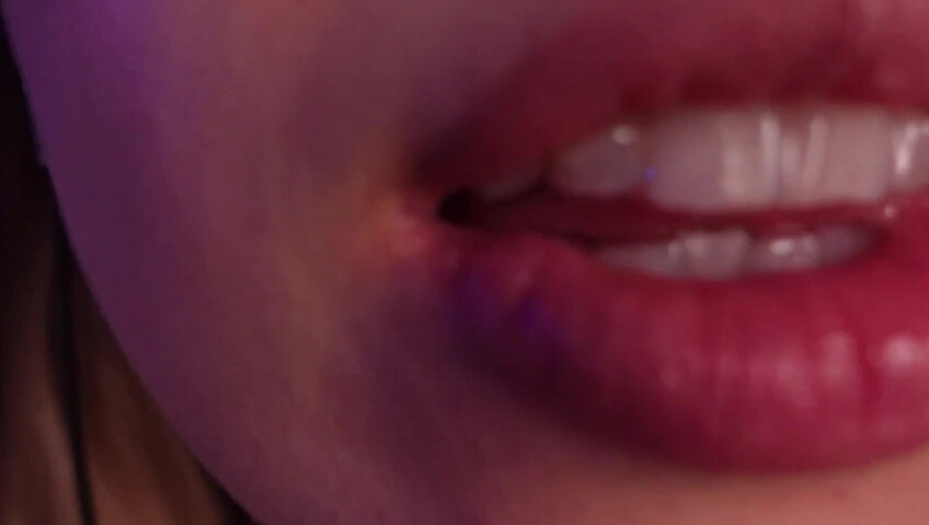 Frivolous Fox - Lens Licking, Fogging, Kissing, etc. <3 (Patreon)