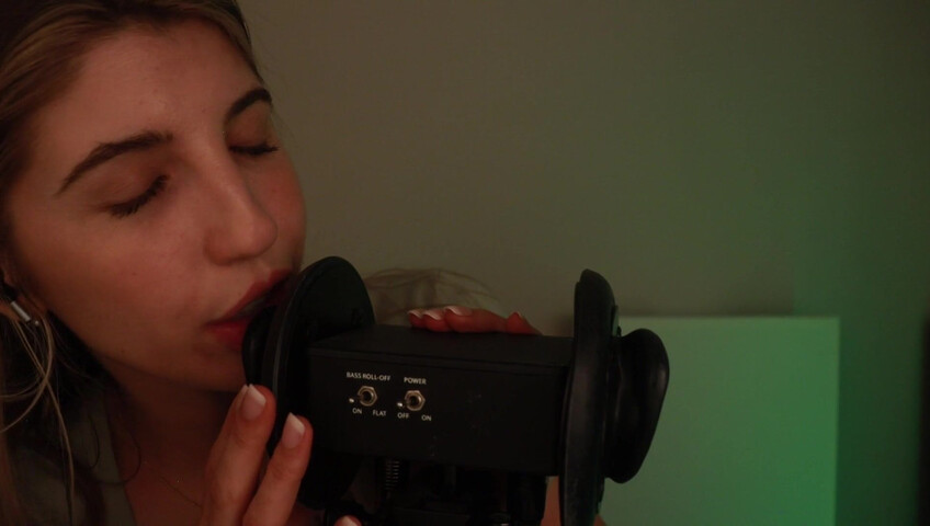 FrivolousFox - [ 4K ] - Slow & Fast, Ear Eating ASMR ~ June Patreon Exclusive