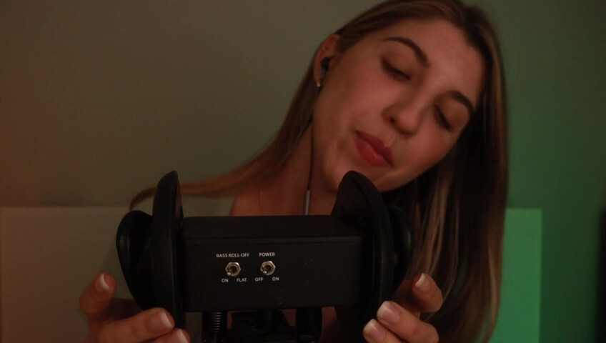 FrivolousFox - [ 4K ] - Slow & Fast, Ear Eating ASMR ~ June Patreon Exclusive
