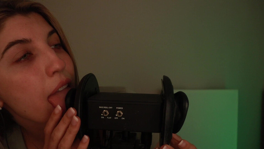 FrivolousFox - [ 4K ] - Slow & Fast, Ear Eating ASMR ~ June Patreon Exclusive