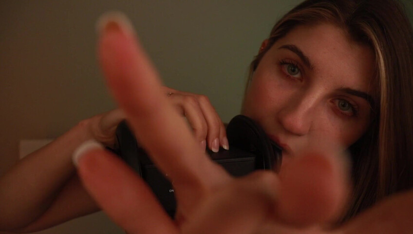 FrivolousFox - [ 4K ] - Slow & Fast, Ear Eating ASMR ~ June Patreon Exclusive