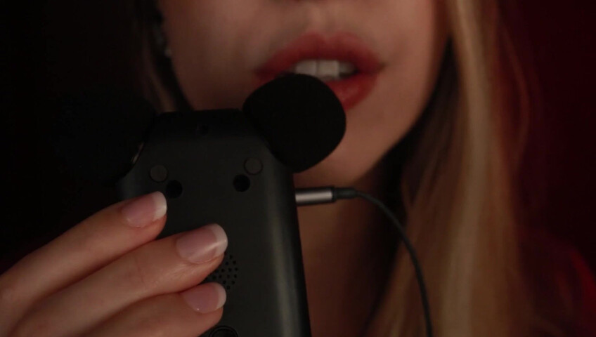 FrivolousFox ASMR  Tascam Cover Noms - Patreon Exclusive  13-01-2025