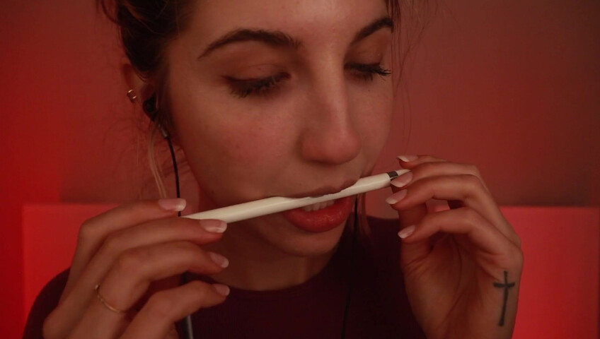 FrivolousFox ASMR - 26 June 2025 - Wet Triggers - Patreon Video