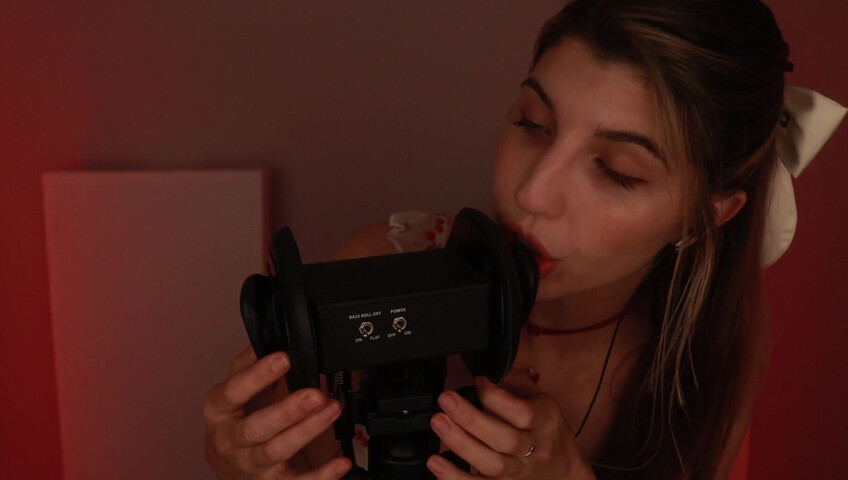 FrivolousFox ASMR - 29 July 2025 - Breathy, Slow Ear Eating (+ Mouth Cupping!)