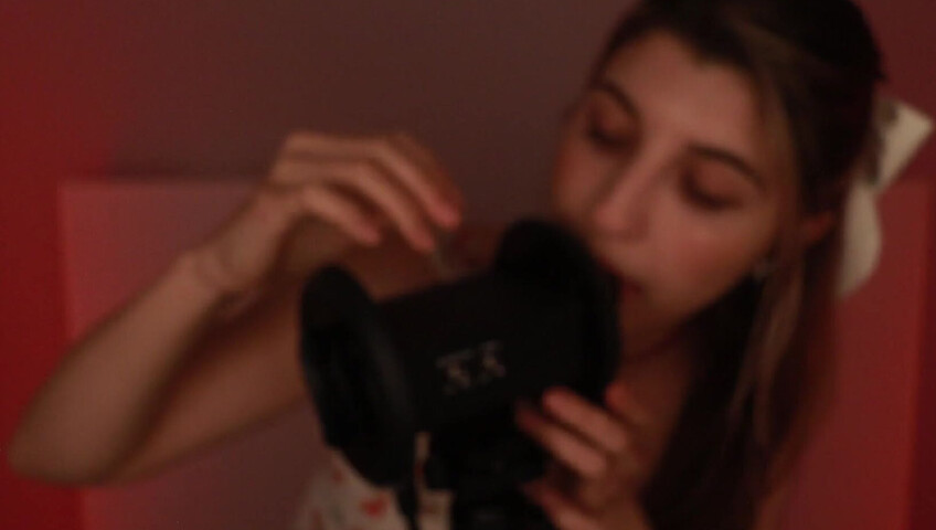 FrivolousFox ASMR - 29 July 2025 - Breathy, Slow Ear Eating (+ Mouth Cupping!)