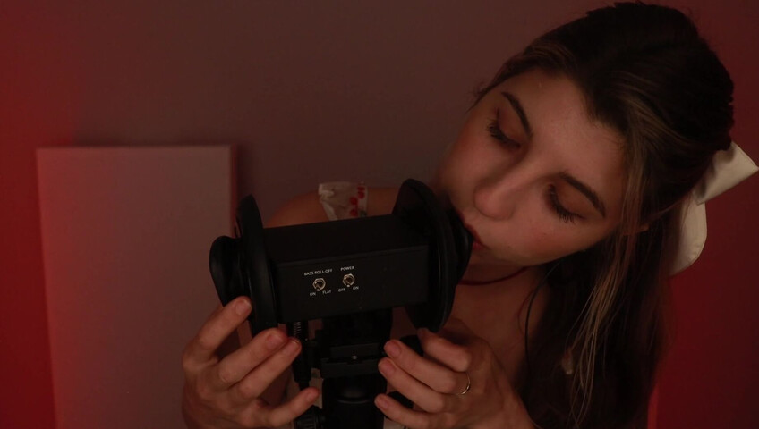 FrivolousFox ASMR - 29 July 2025 - Breathy, Slow Ear Eating (+ Mouth Cupping!)