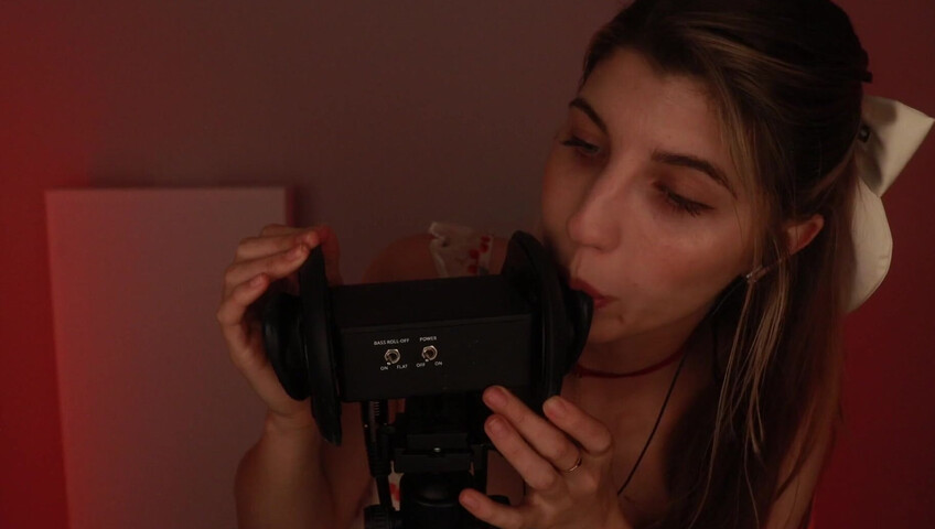 FrivolousFox ASMR - 29 July 2025 - Breathy, Slow Ear Eating (+ Mouth Cupping!)