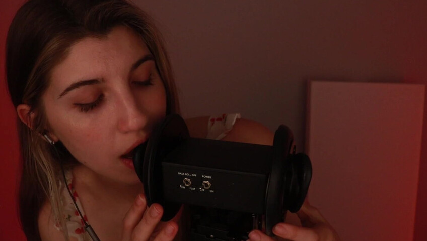 FrivolousFox ASMR - 29 July 2025 - Breathy, Slow Ear Eating (+ Mouth Cupping!)