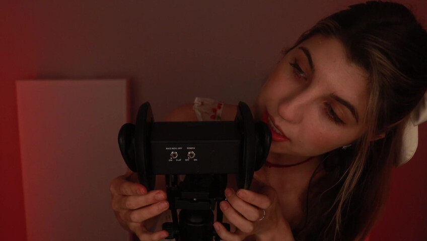 FrivolousFox ASMR - 29 July 2025 - Breathy, Slow Ear Eating (+ Mouth Cupping!)