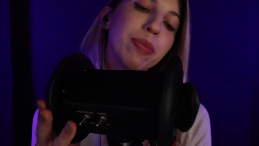 FrivolousFox ASMR - Ear Eating