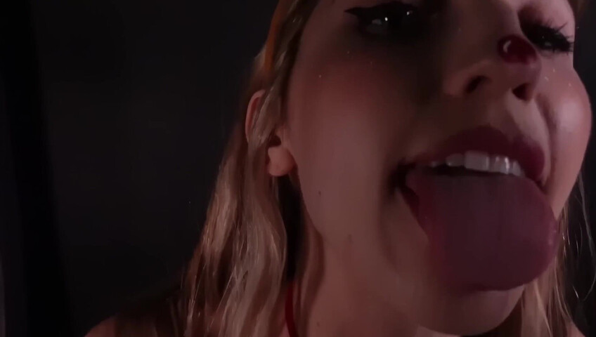 FrivolousFox ASMR - Rudolph’s Stuck in Your Screen